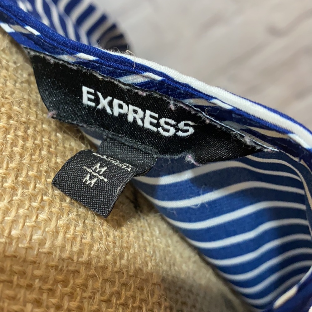 Express Silk Top - Picture 4 of 4